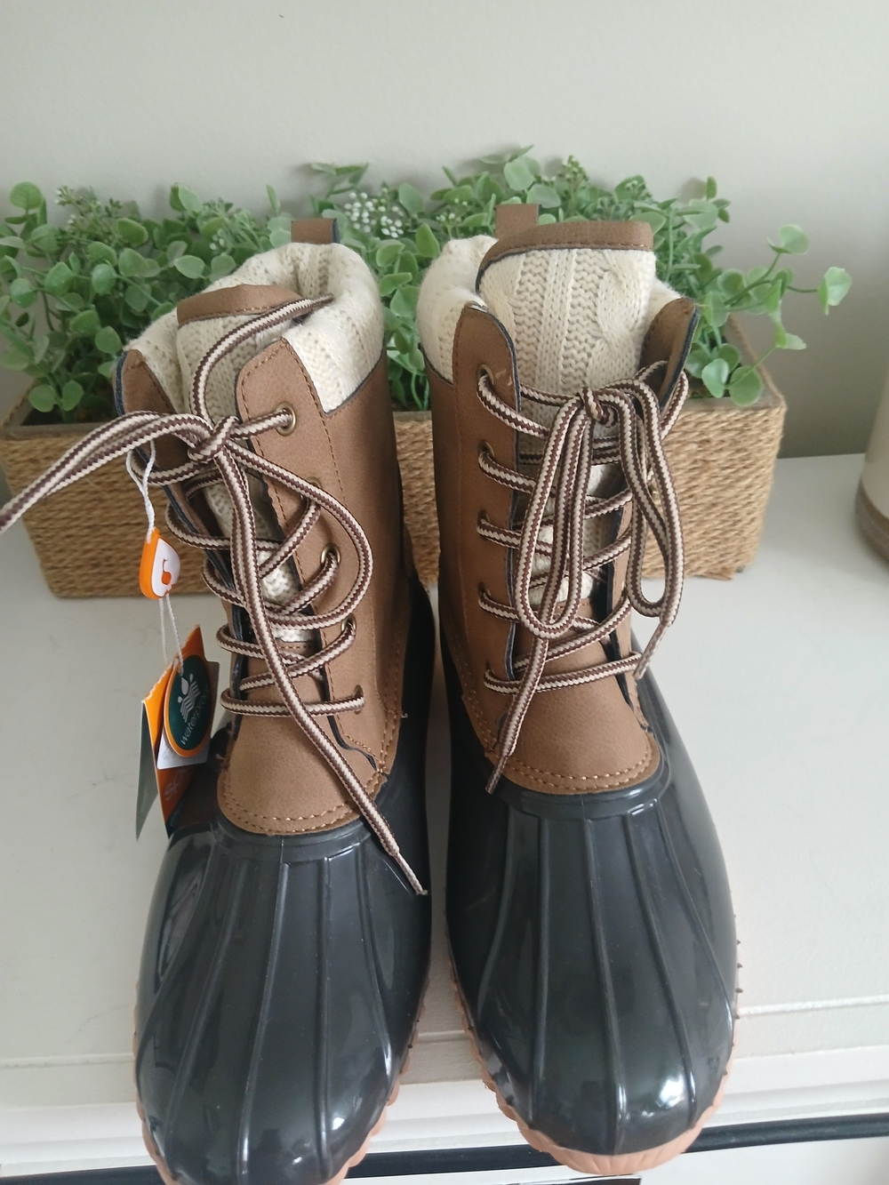 Sporto Brown & Black Duck Boots with Cream Knit Collar - Picture 3 of 6